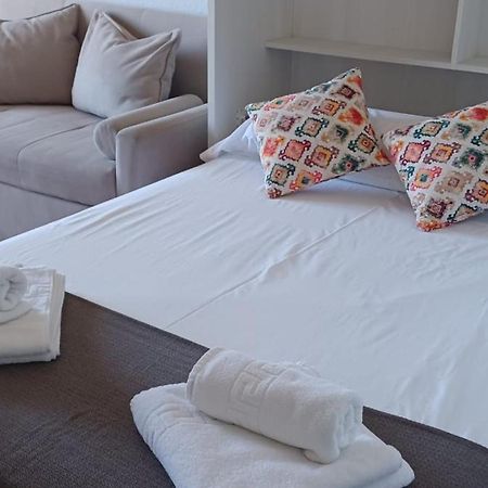 Apartamentos Benalmadena Toni Экстерьер фото